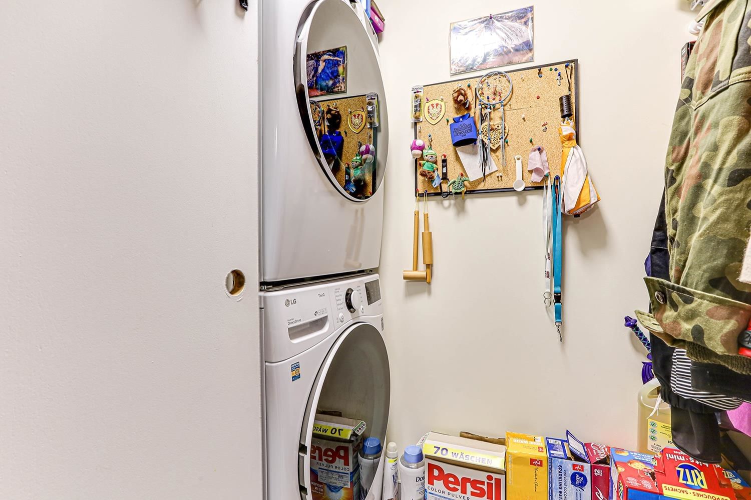 Listing Image 11