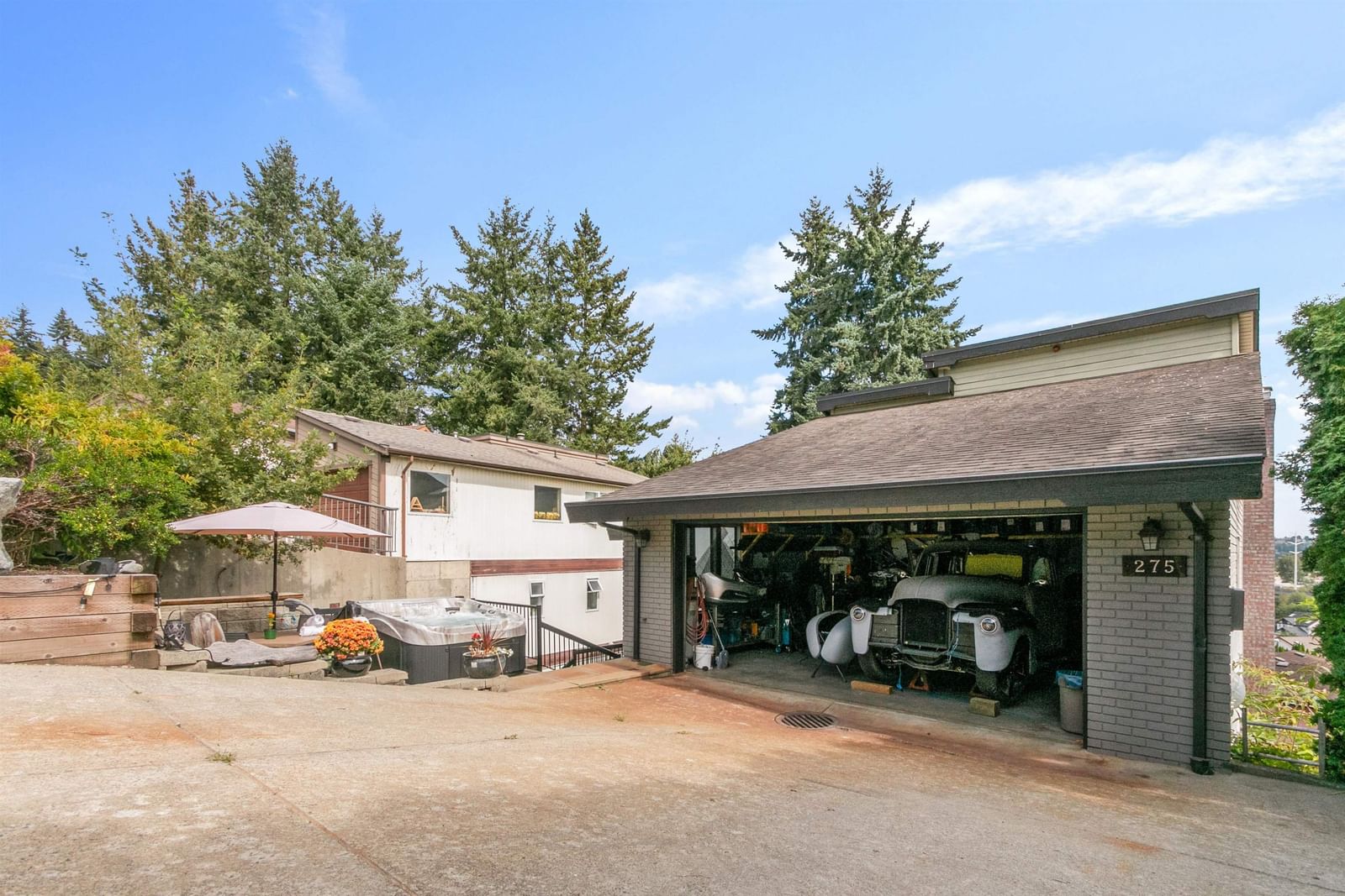 Listing Image 9