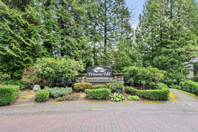 8886 Larkfield Drive, Burnaby, British Columbia (MLS R2951827)