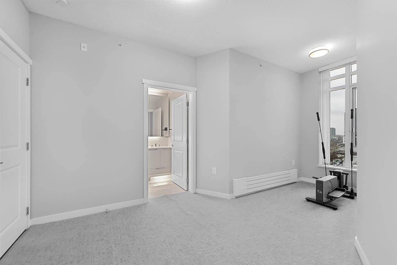Listing Image 17