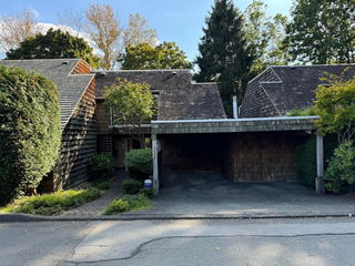 3689 Borham Crescent