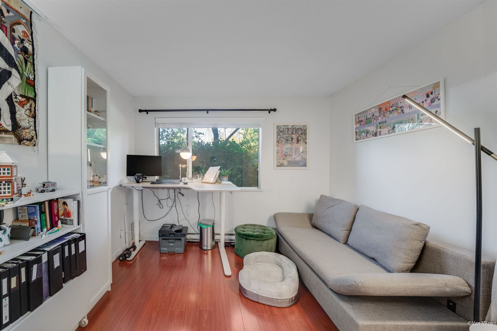 Listing Image 11