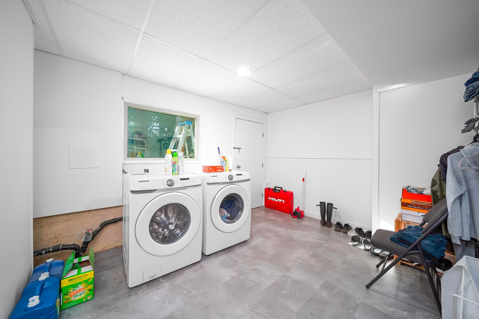 Listing Image 17