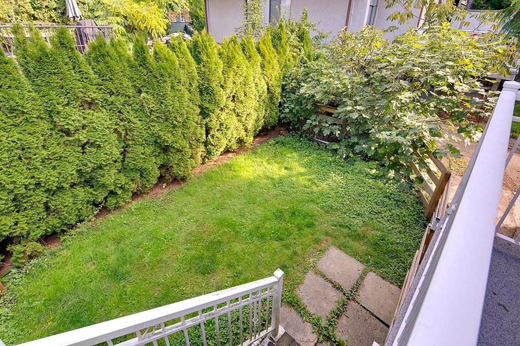 Listing Image 4