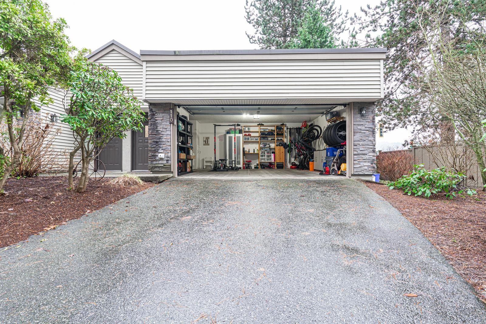 Listing Image 24
