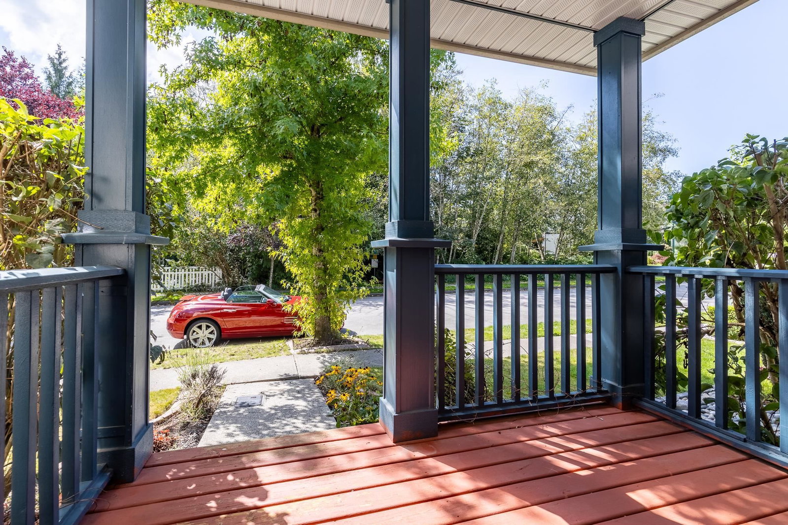 Listing Image 5