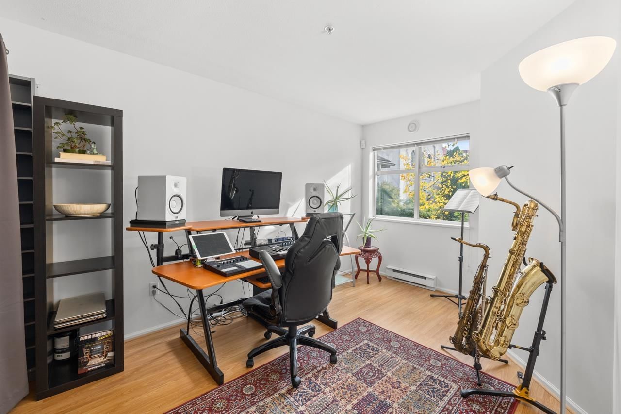 Listing Image 18