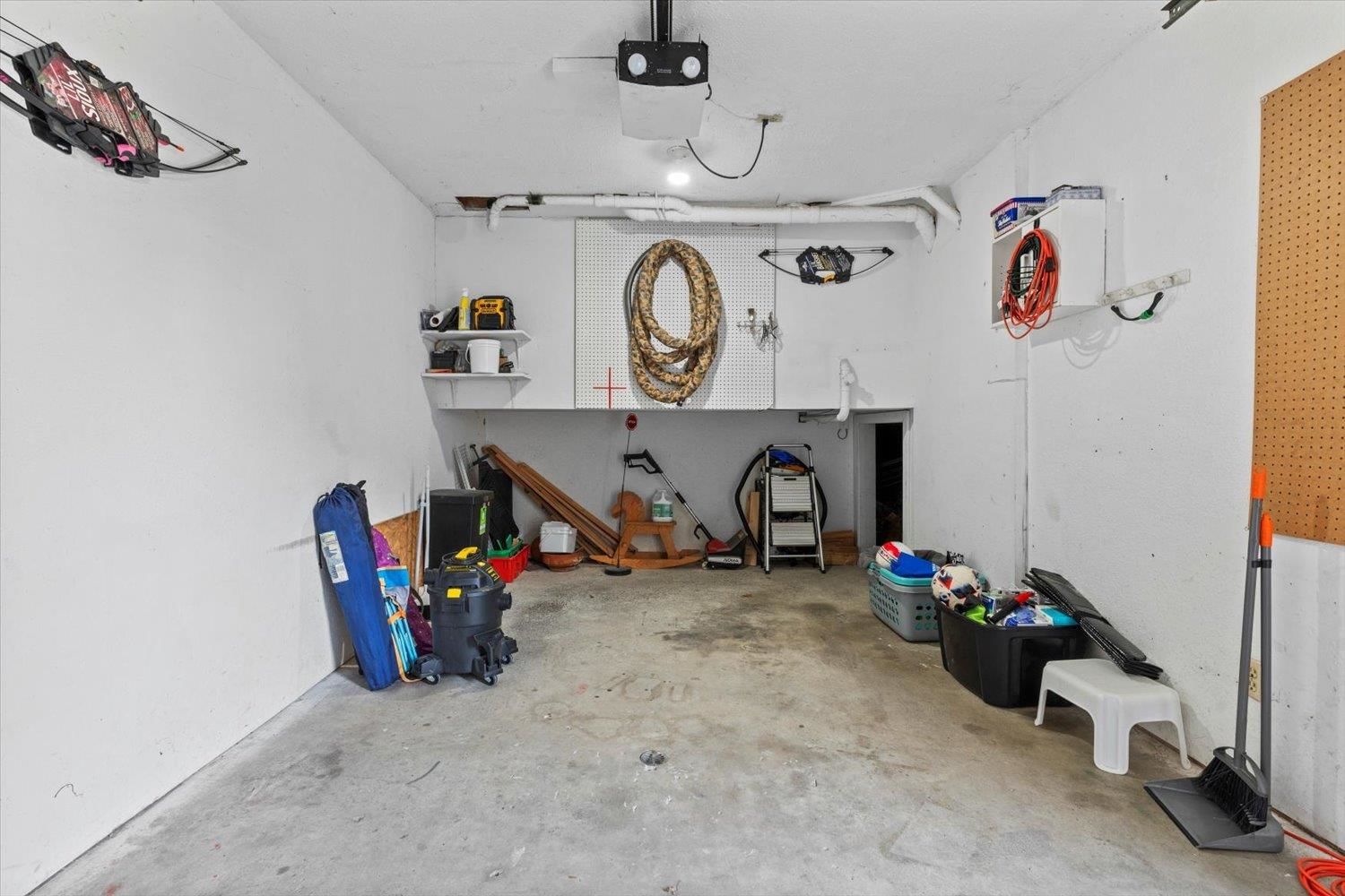Listing Image 24