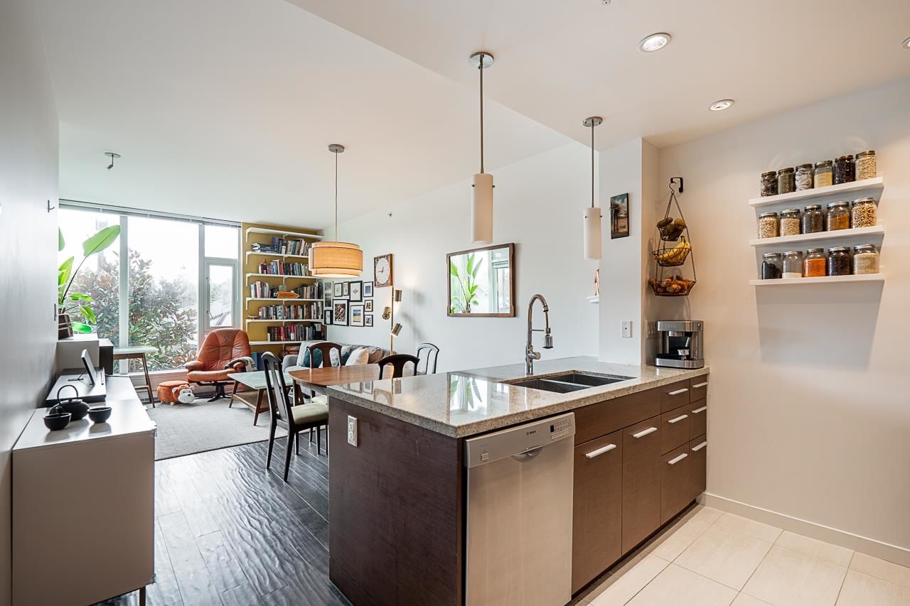 Listing Image 11