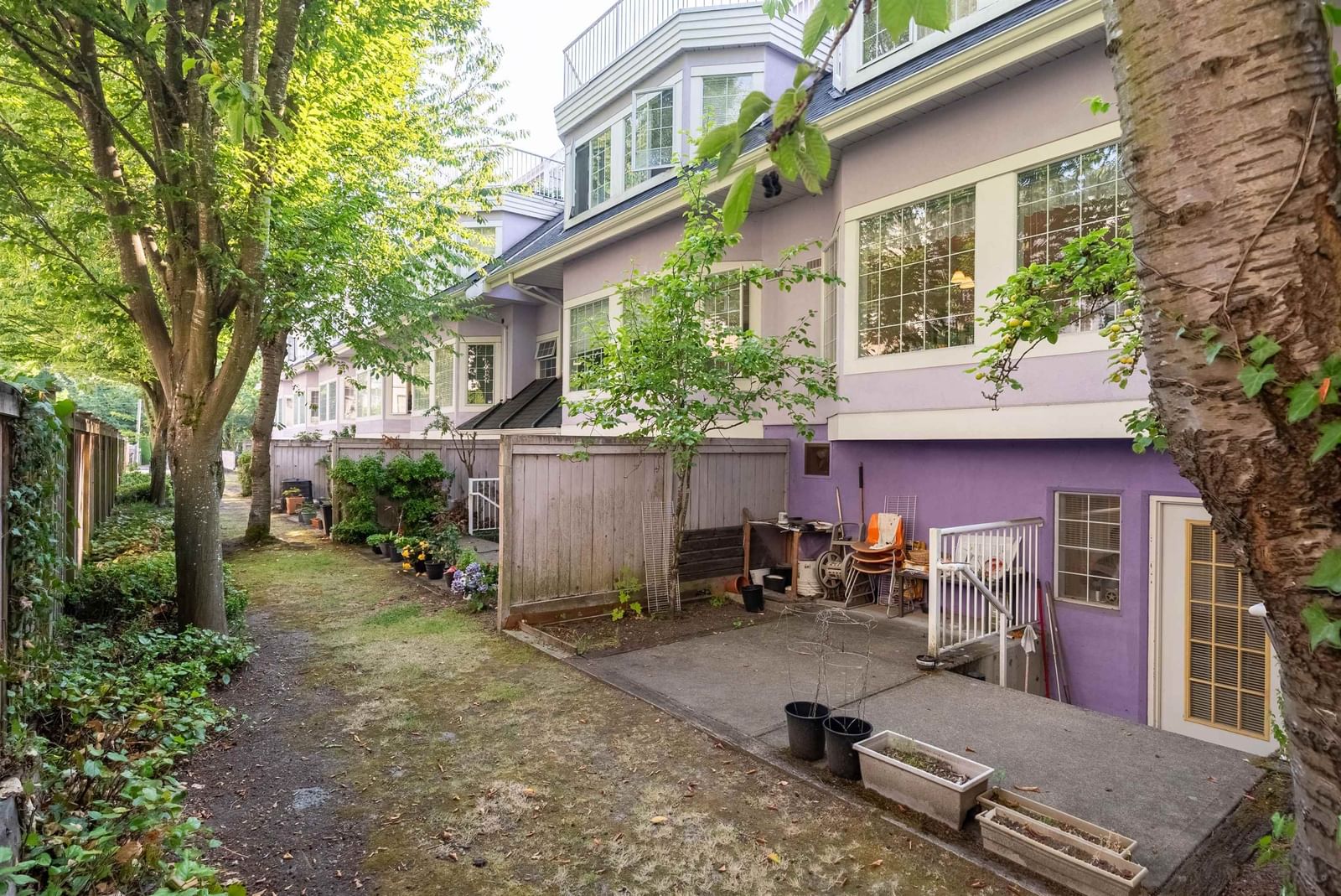 Listing Image 19