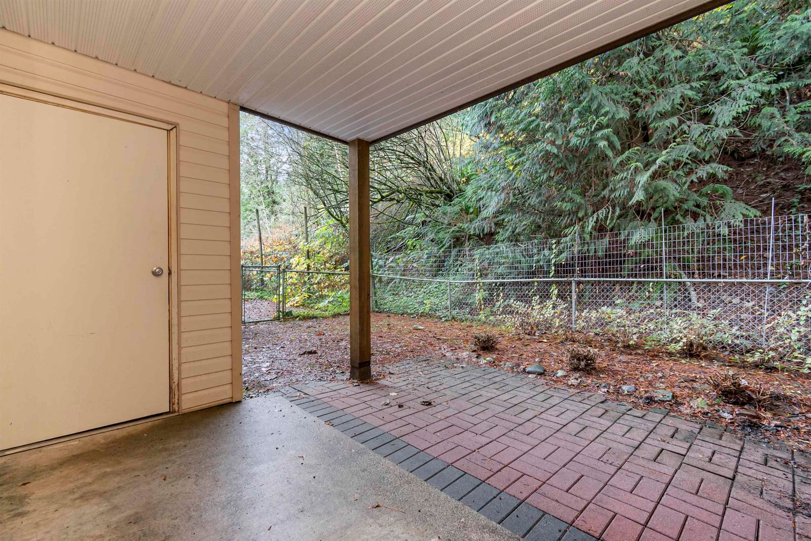 Listing Image 20