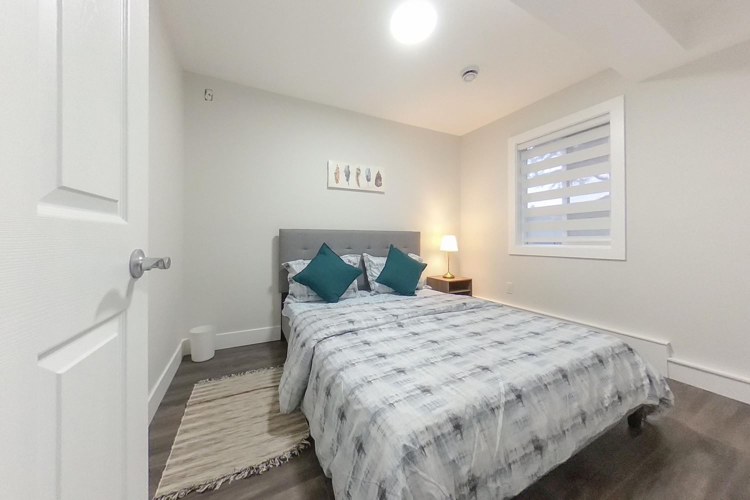 Listing Image 18