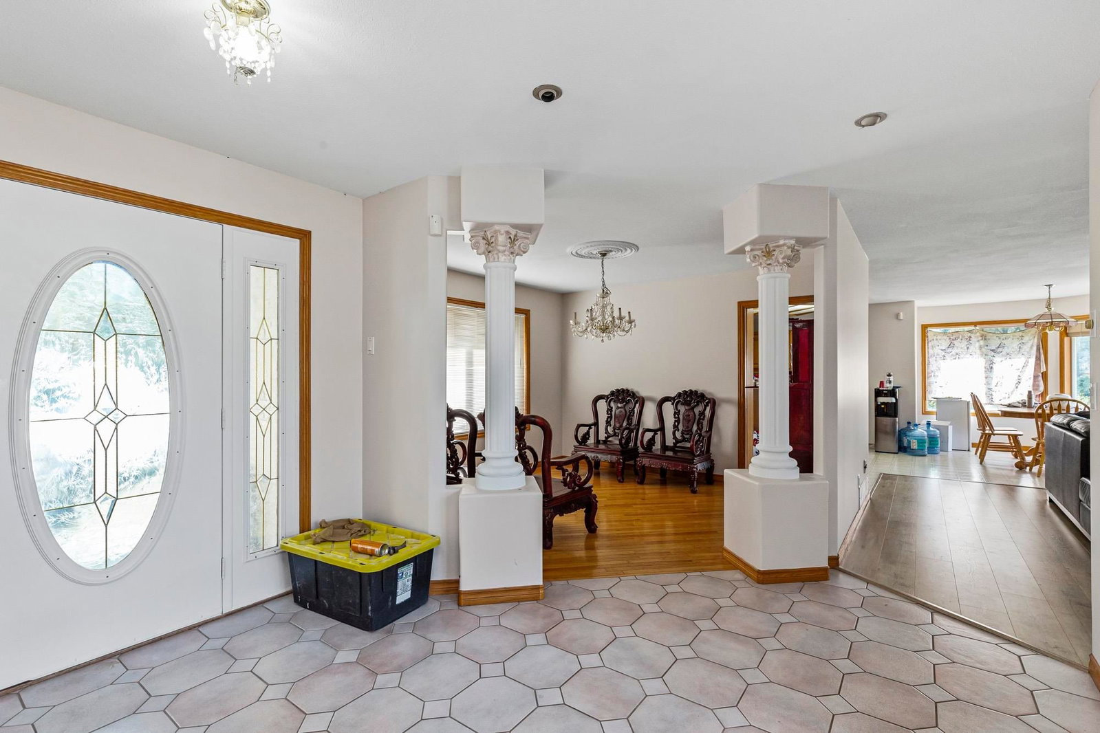 Listing Image 19