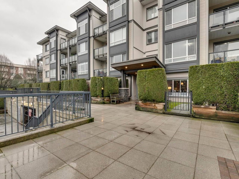 404 - 2943 Nelson Place