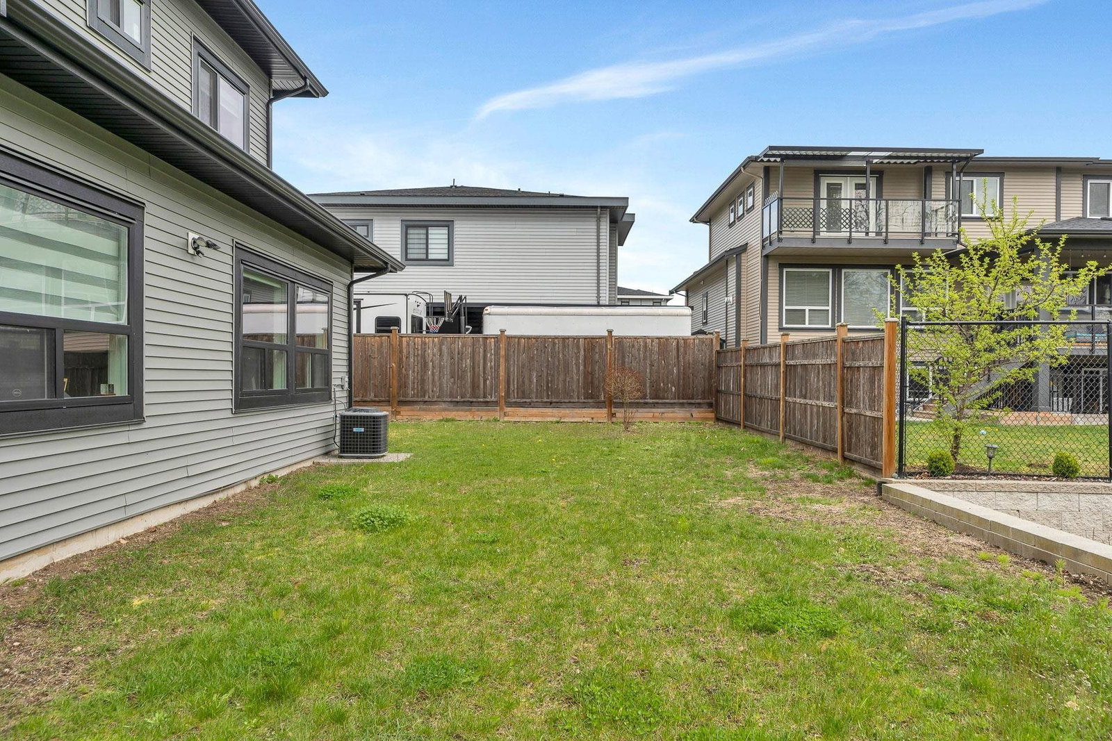 Listing Image 34