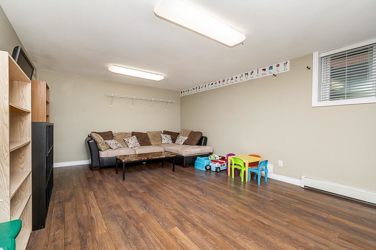 Listing Image 22