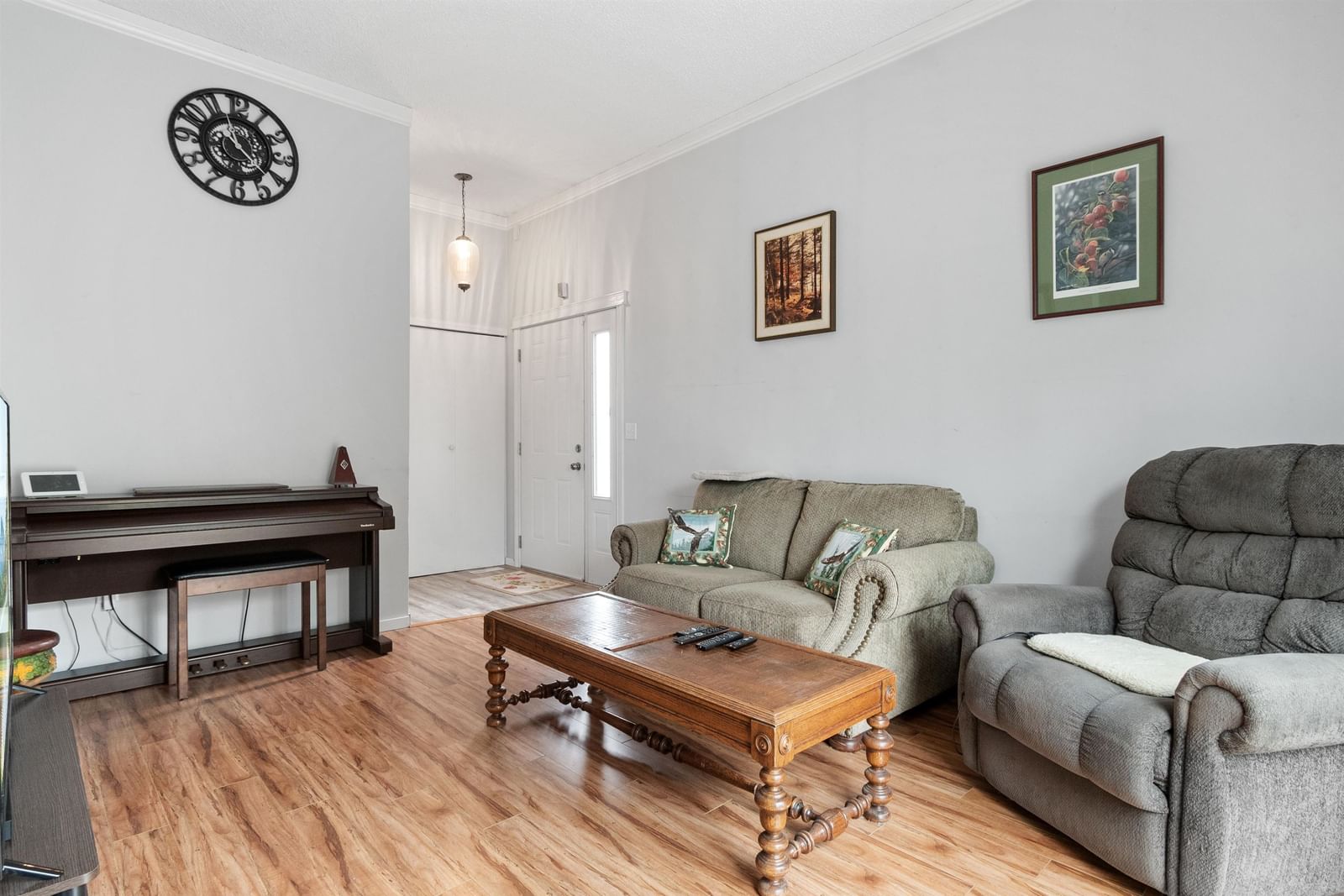 Listing Image 13