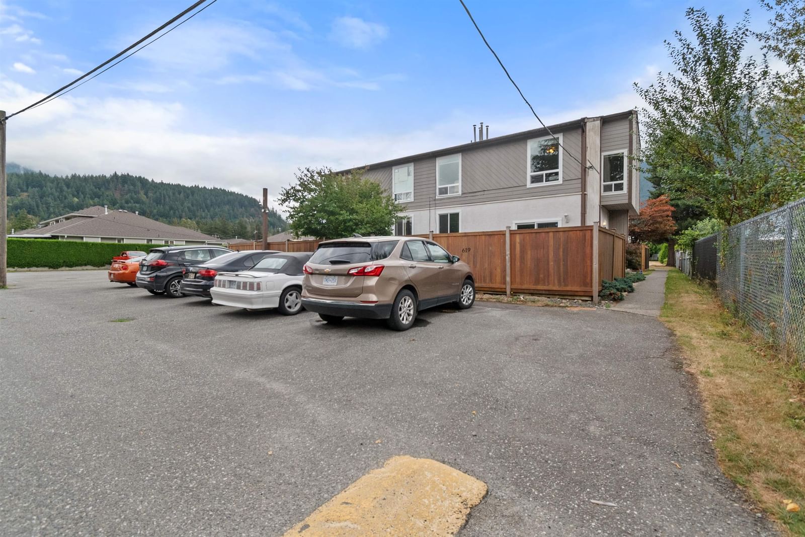 Listing Image 27