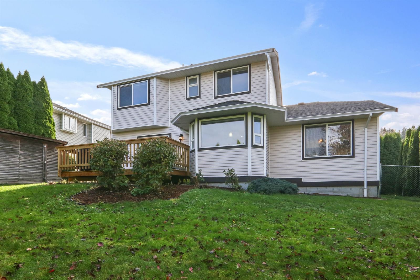 Listing Image 18