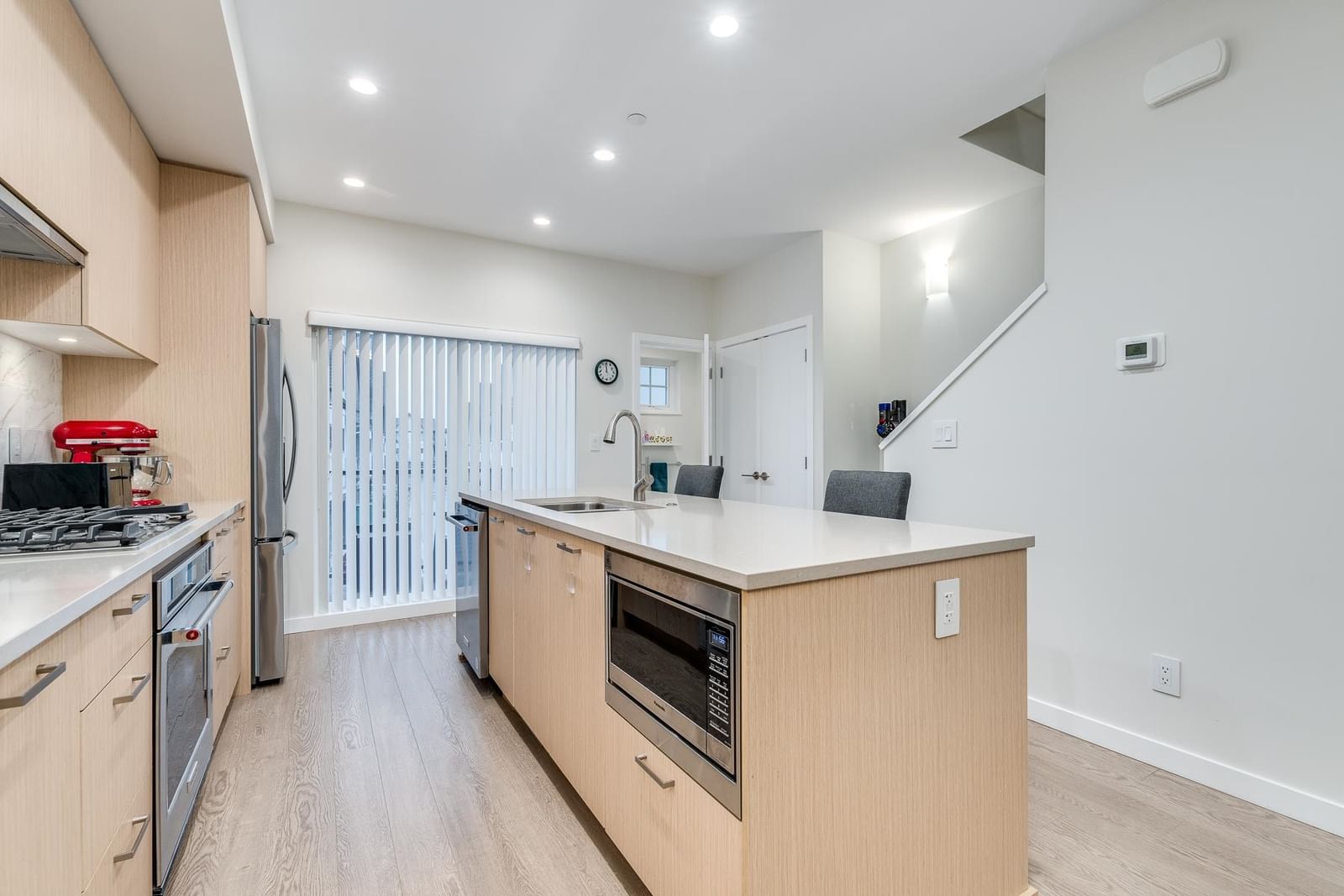 Listing Image 13