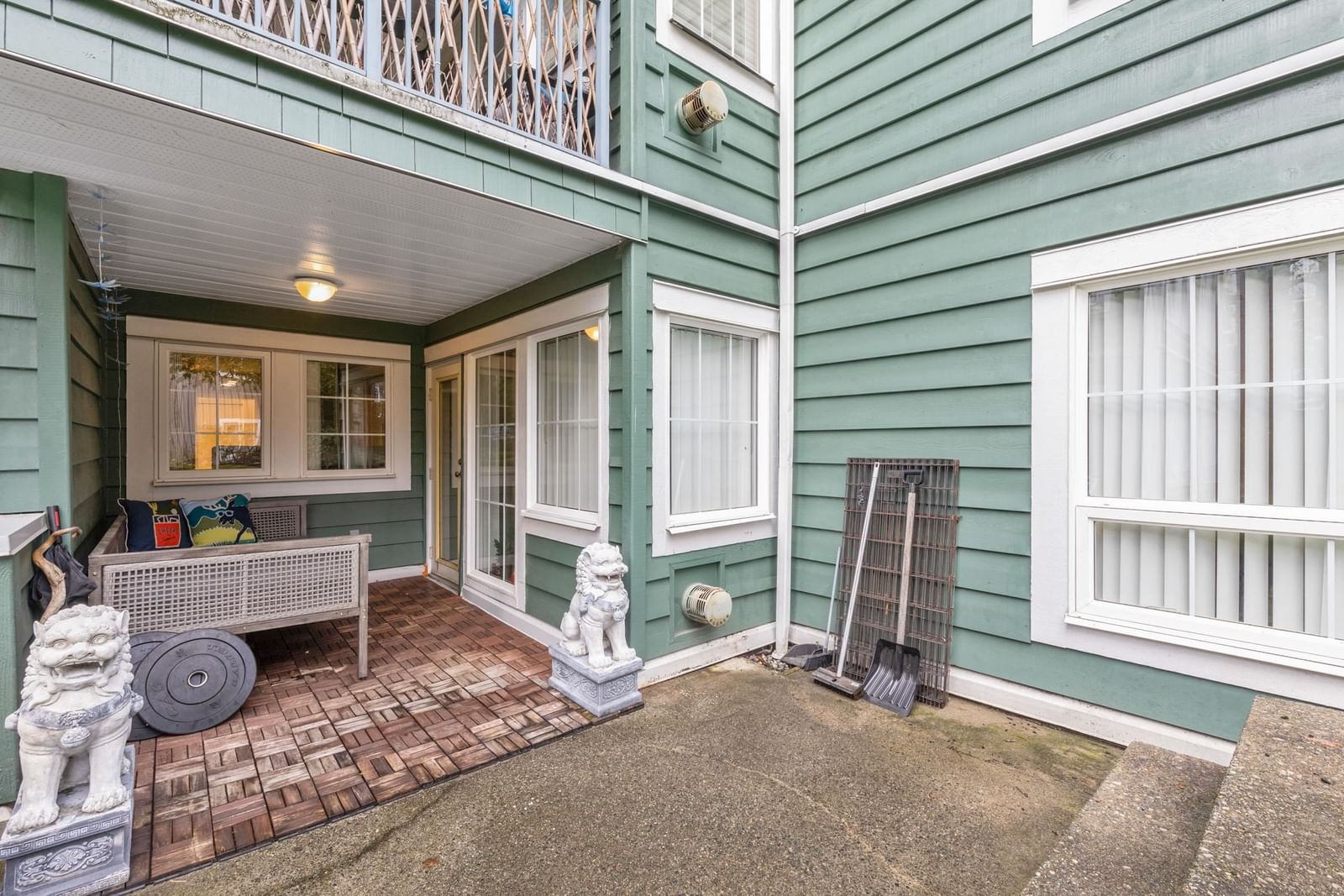 Listing Image 15