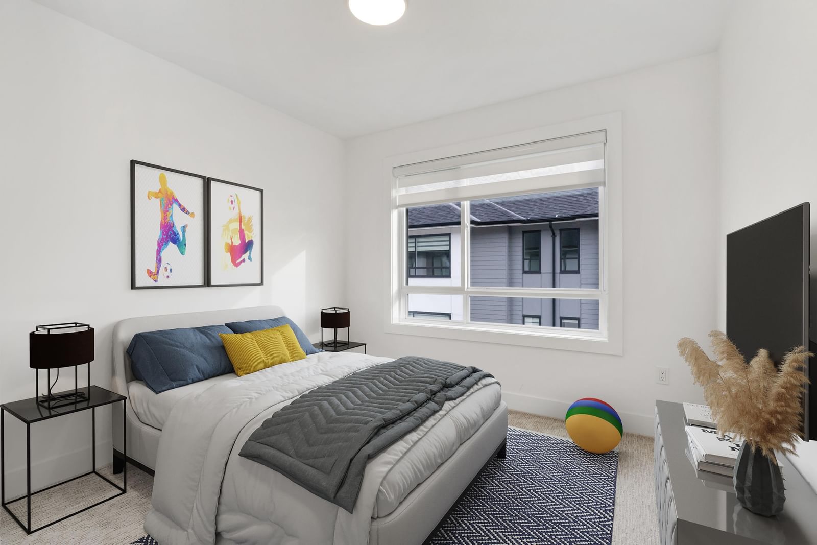 Listing Image 12