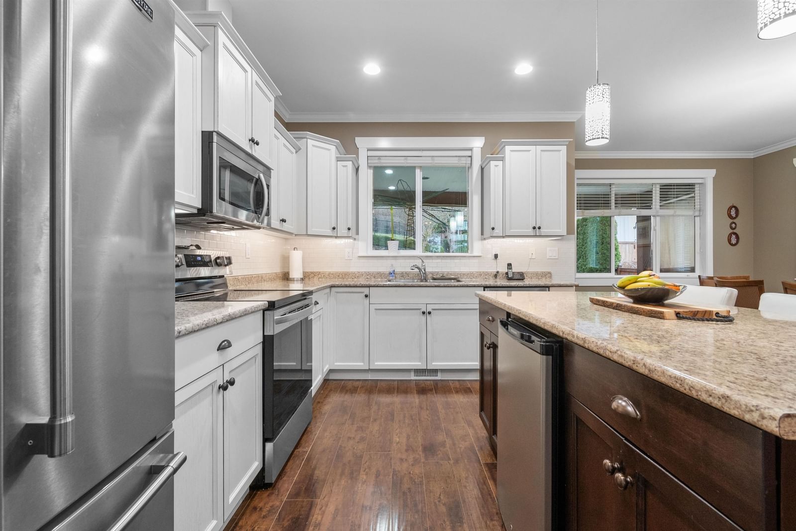 Listing Image 15