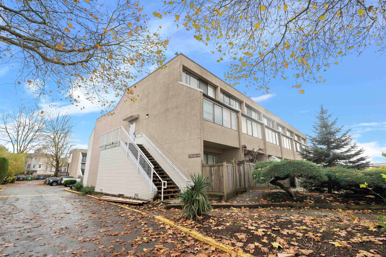 Listing Image 14