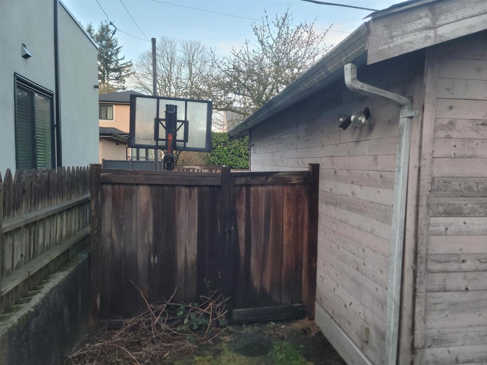 Listing Image 13