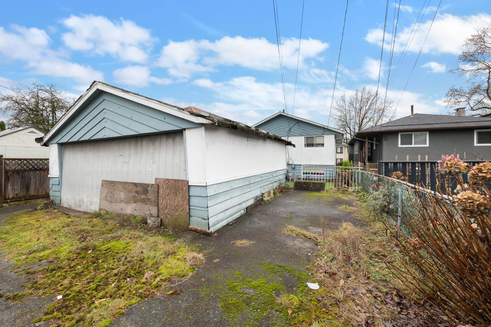 Listing Image 16