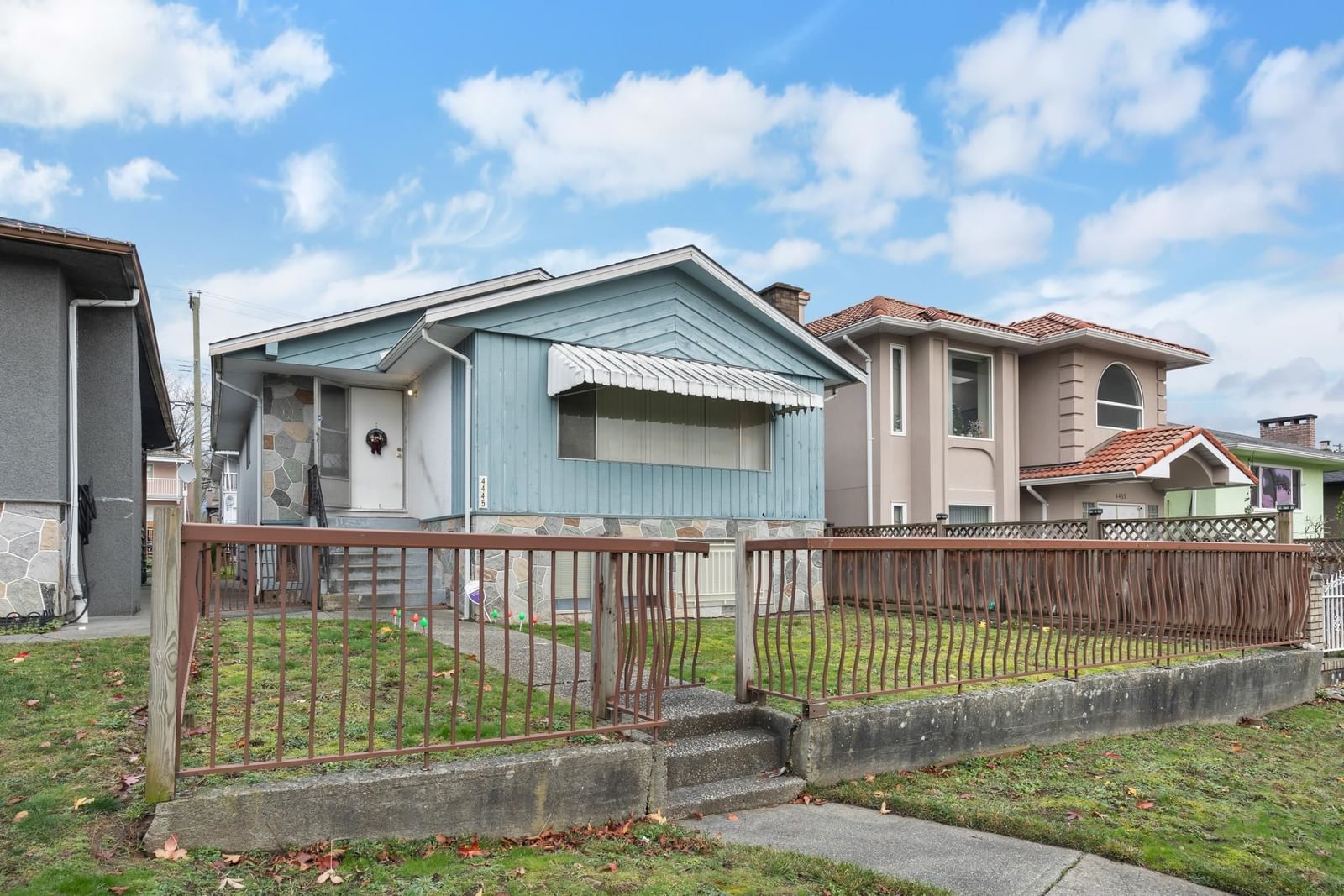 Listing Image 6