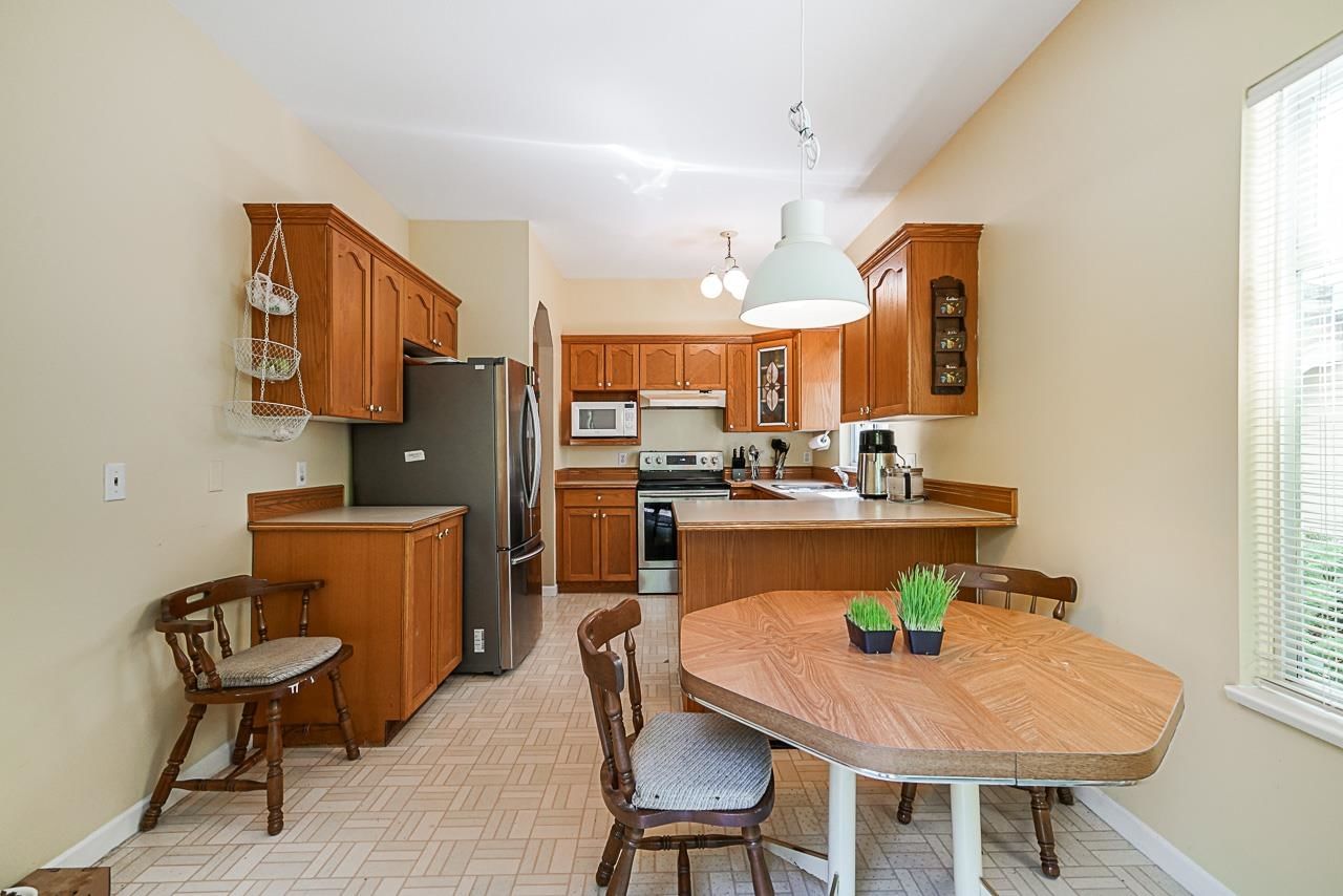 Listing Image 8