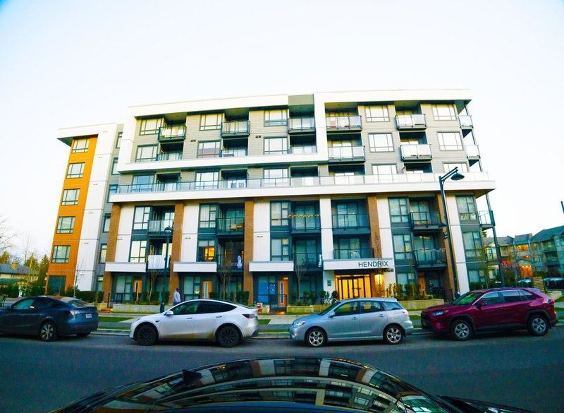 611 - 10778 138 Street, Surrey, V3T 4K8 | Image 2