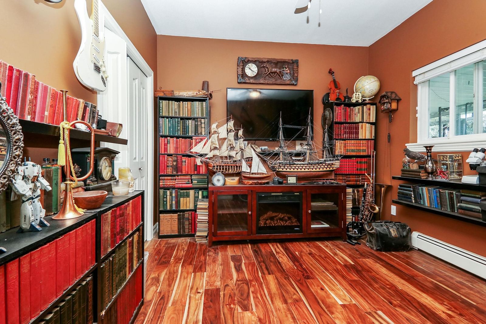 Listing Image 18