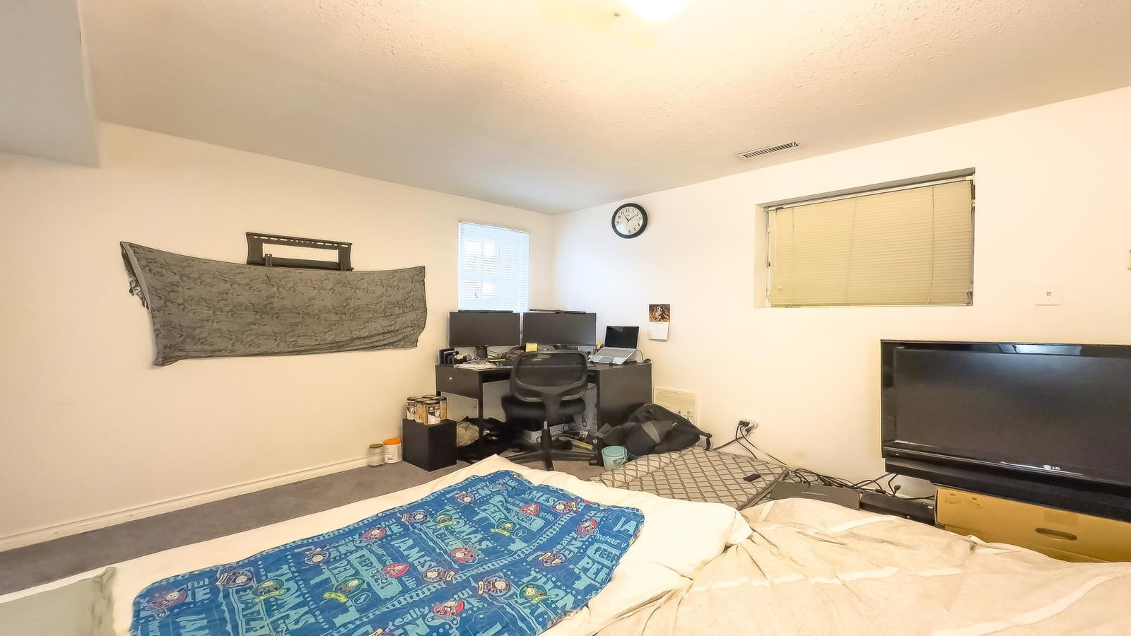 Listing Image 25