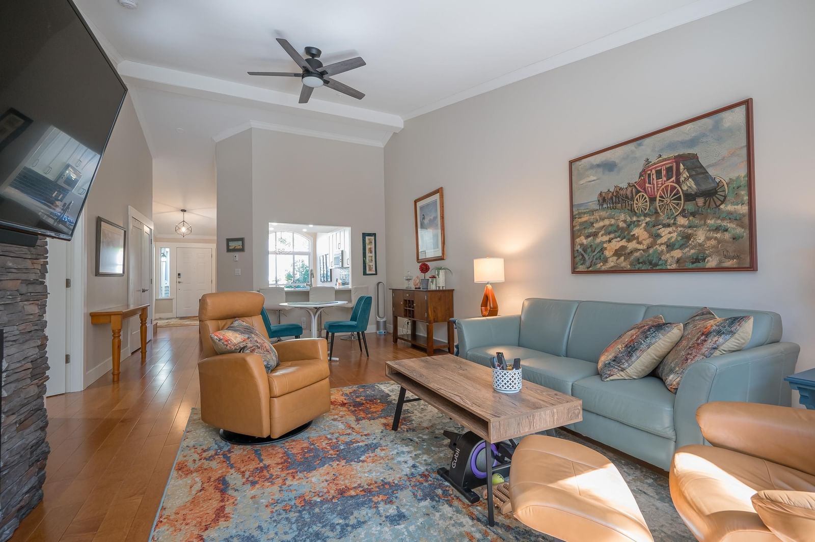 Listing Image 16