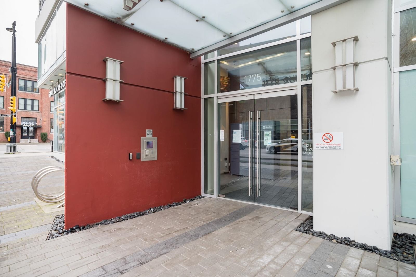 Listing Image 20
