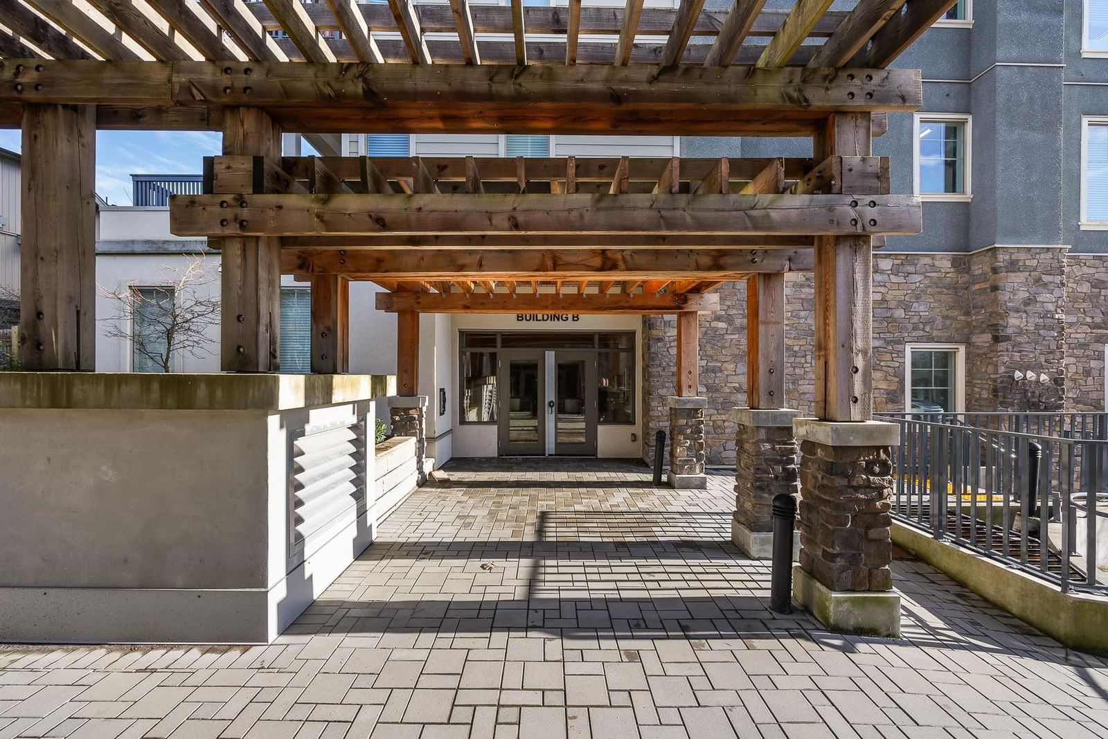 Listing Image 23