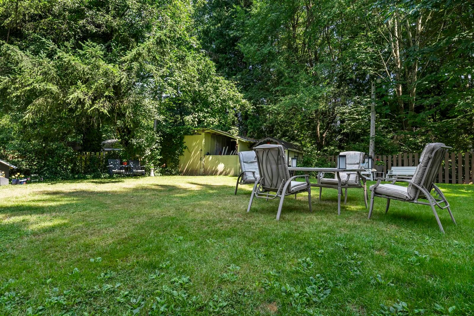 Listing Image 12