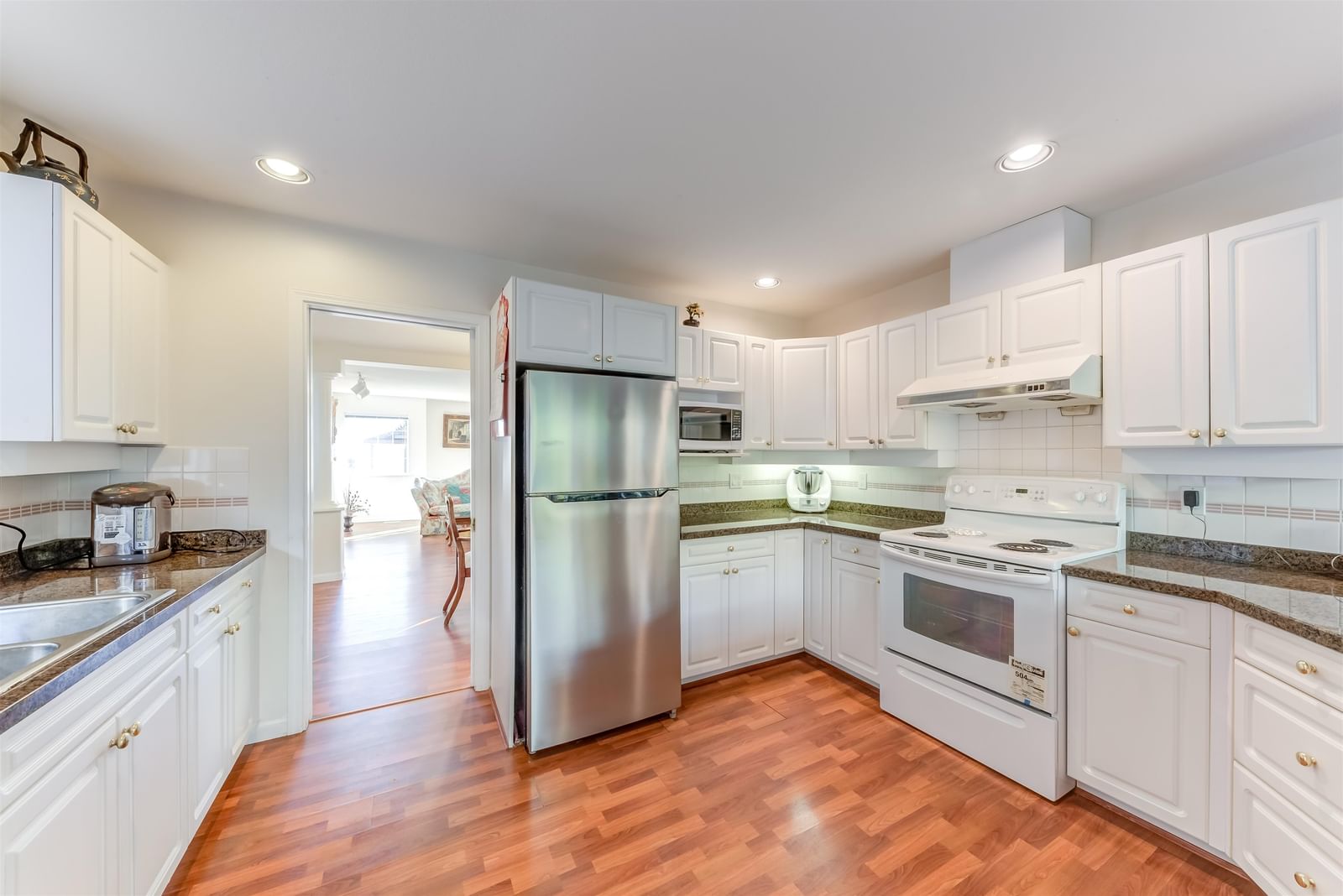 Listing Image 13