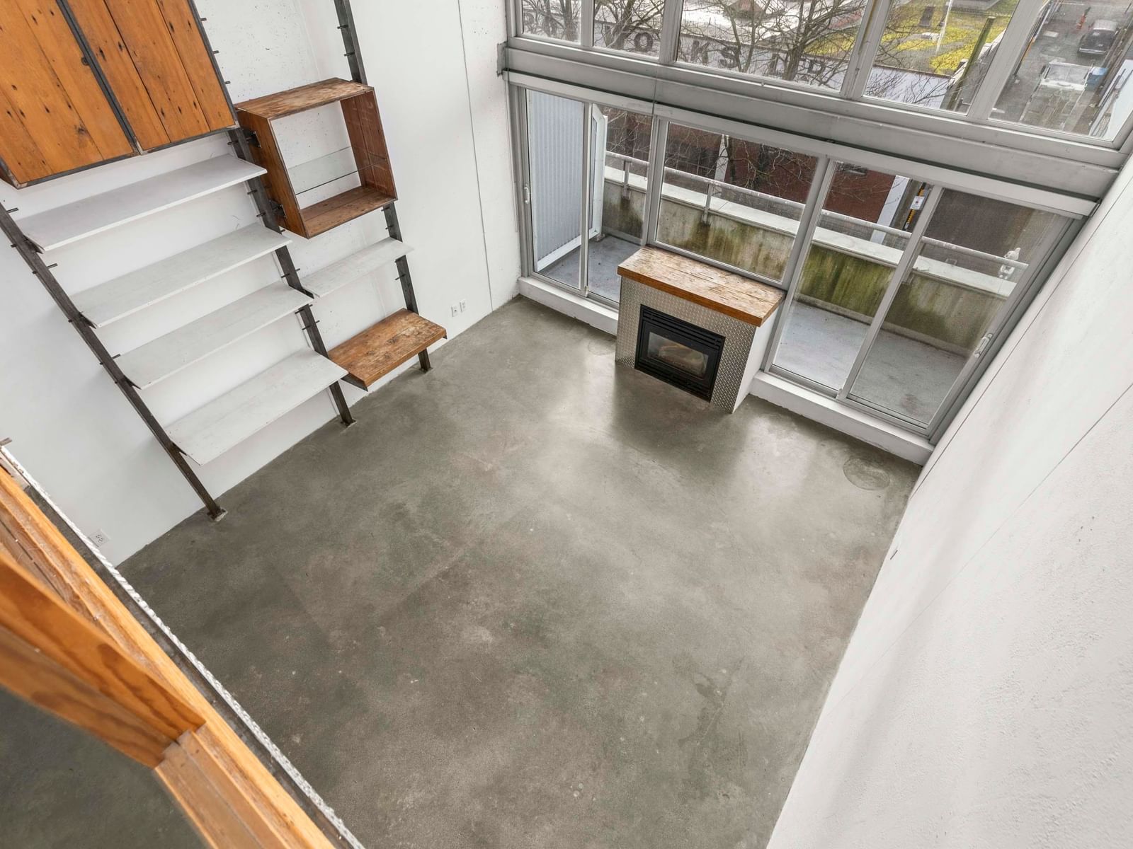 Listing Image 13