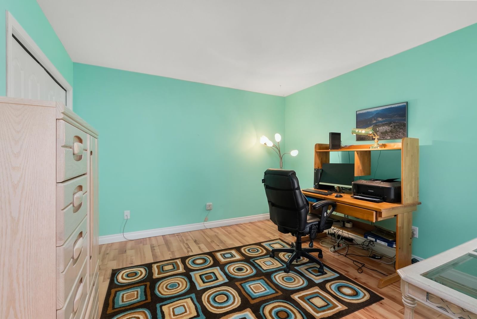 Listing Image 19
