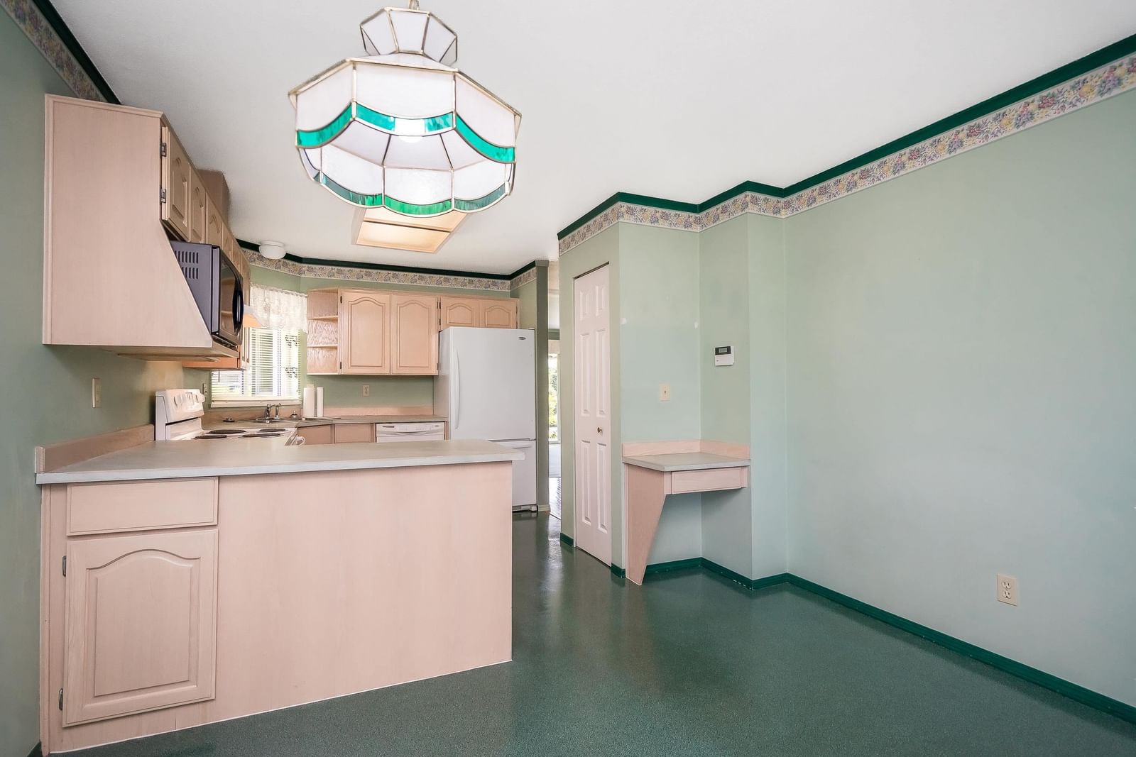 Listing Image 15