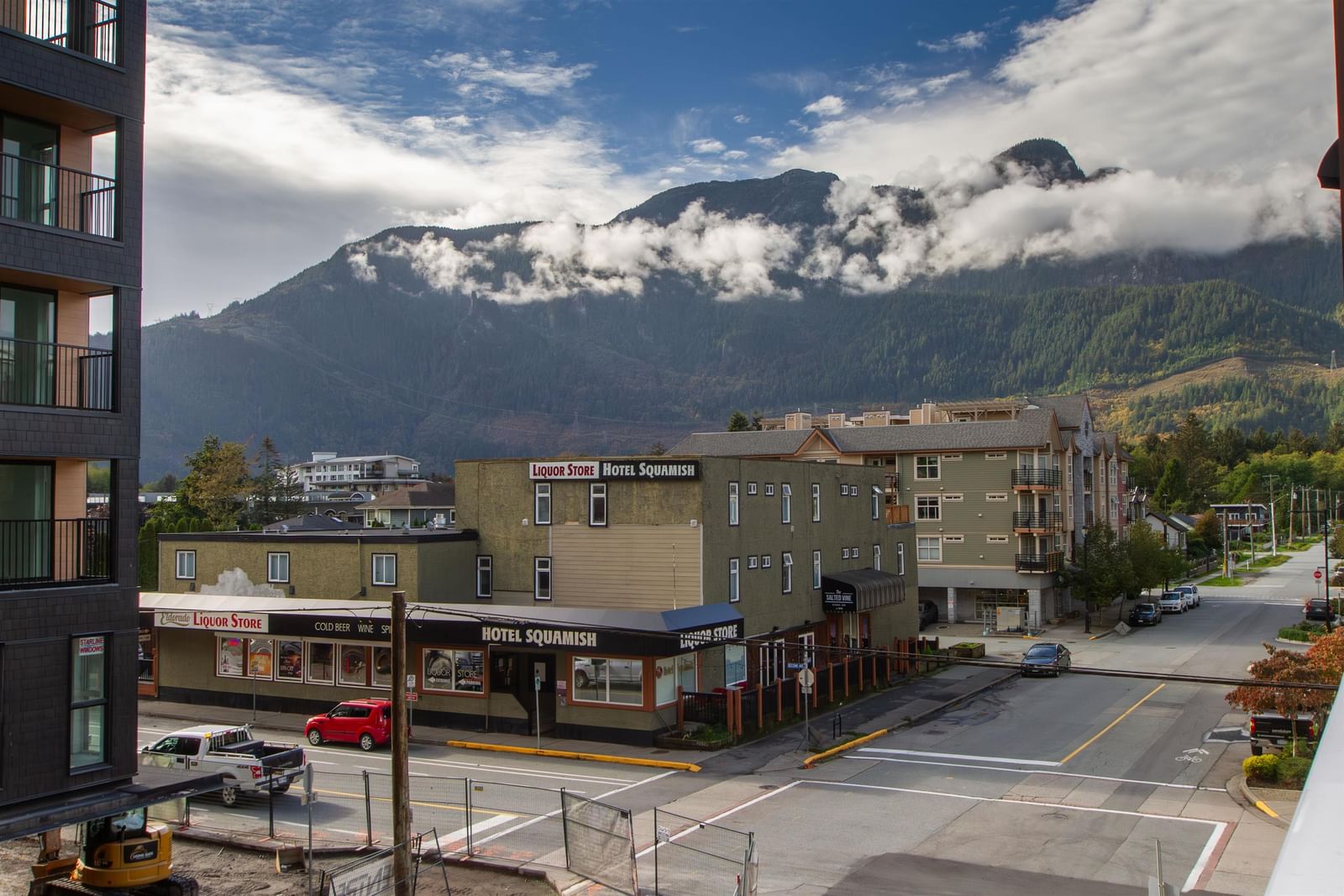 Listing Image 9