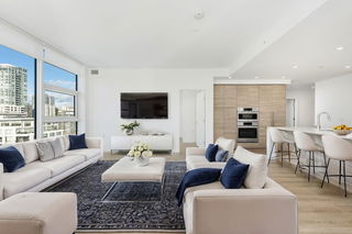 1803 - 680 Quayside Drive