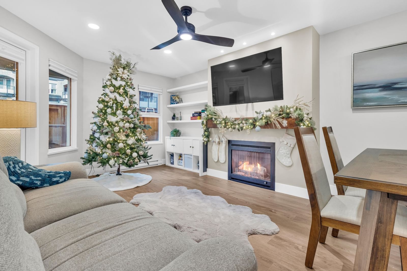 Listing Image 9