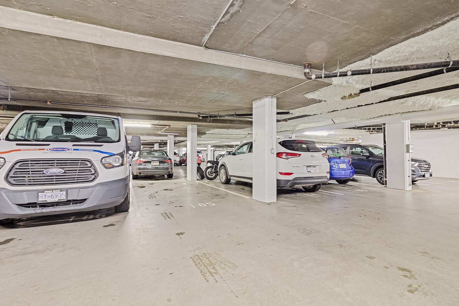 Listing Image 14