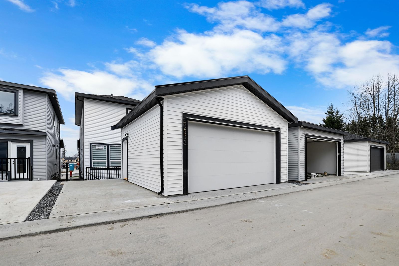 Listing Image 27