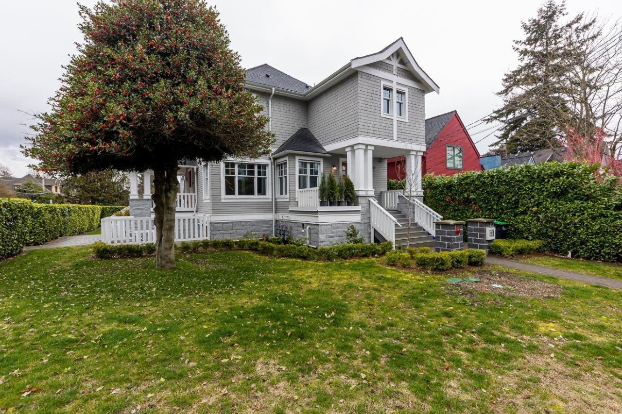 Listing Image 0