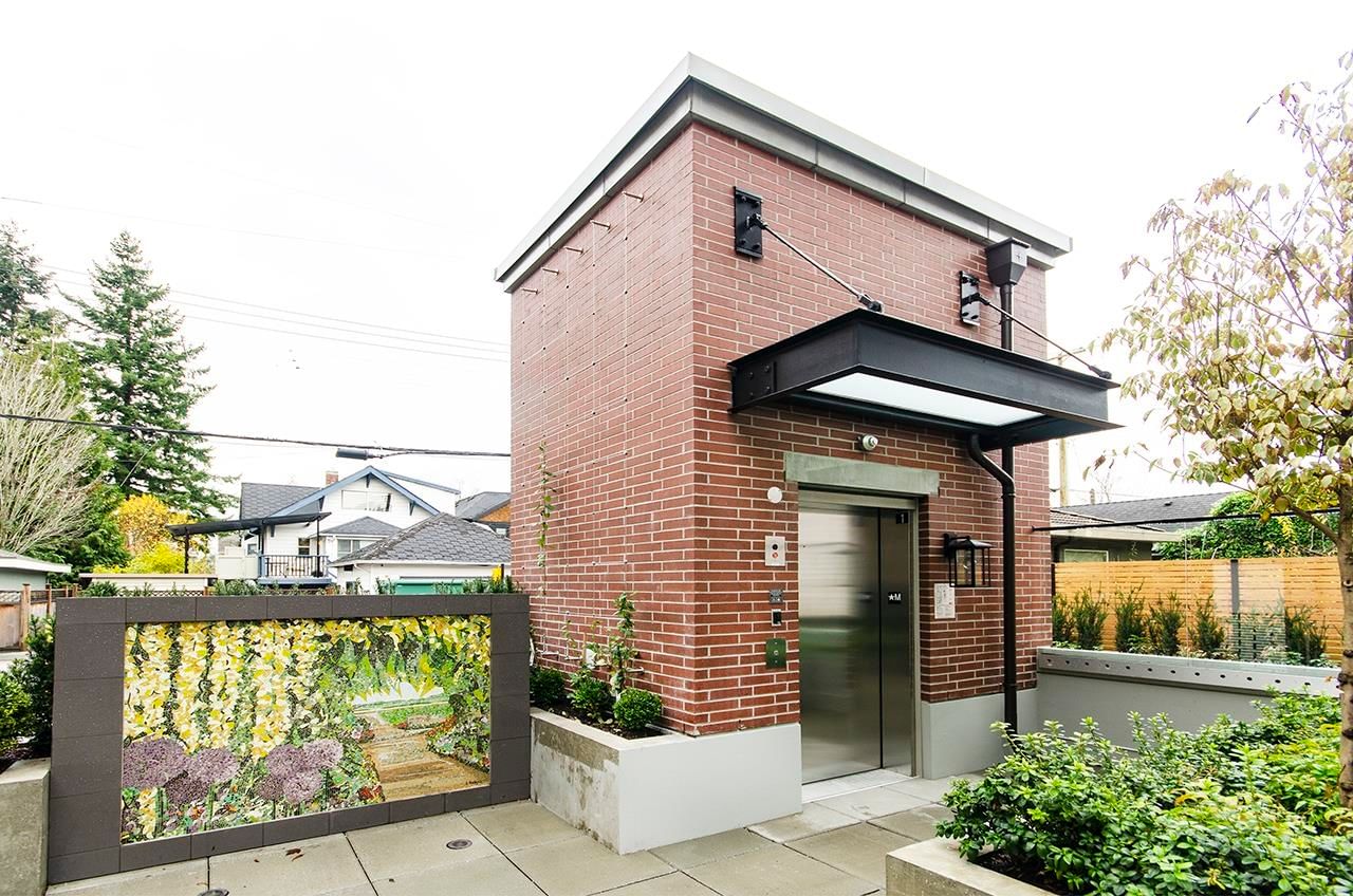Listing Image 18